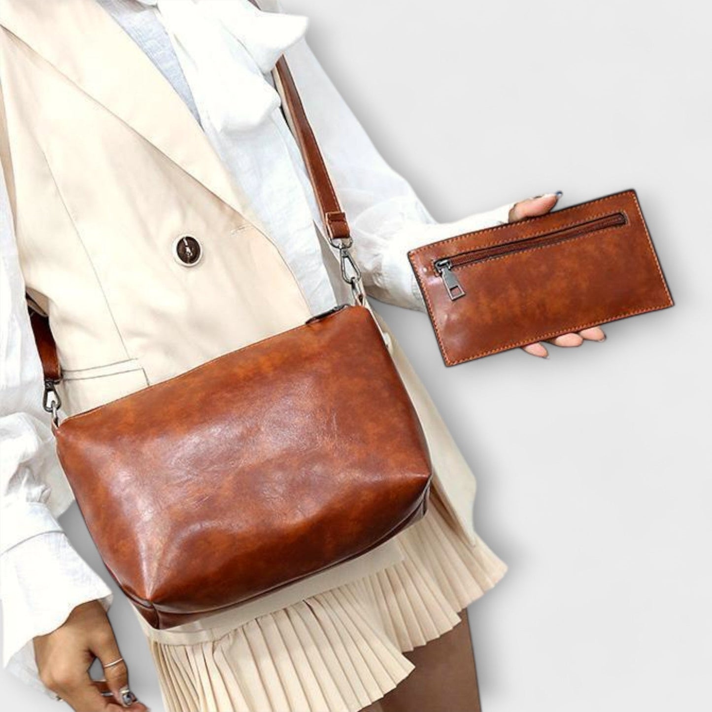 Caroline | Elegant Spacious Shoulder Bag