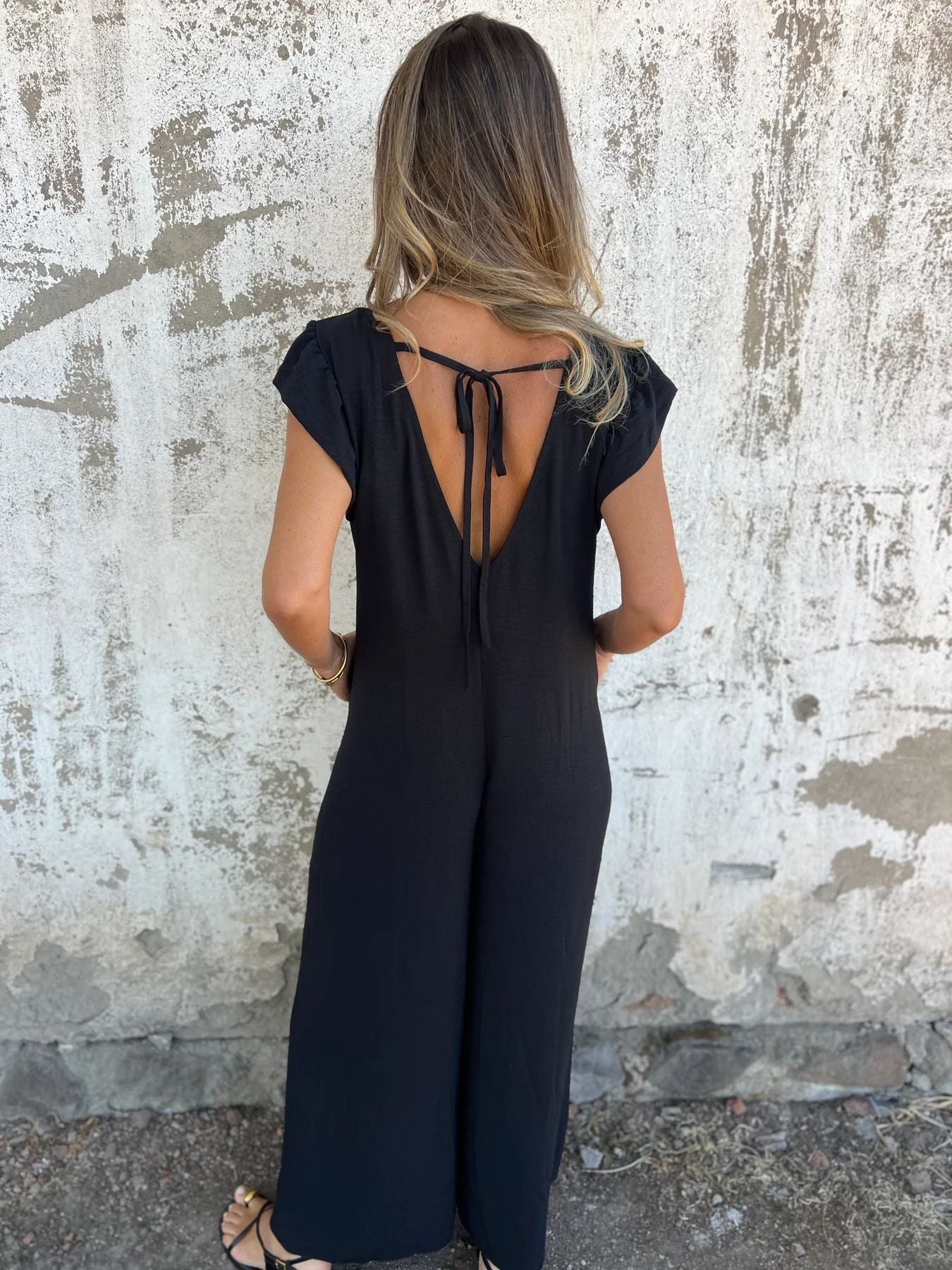 Corrina™ | Elegante Jumpsuit met V-hals