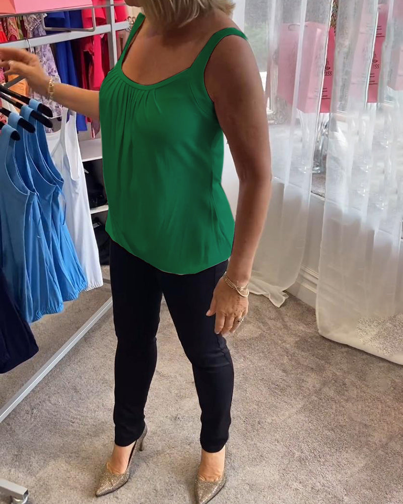 Casual Sleeveless Top with Pleat