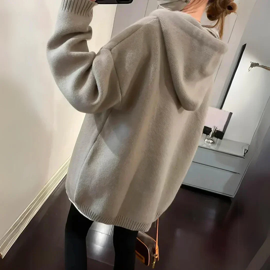 Cheers | Warm and cozy hoodie
