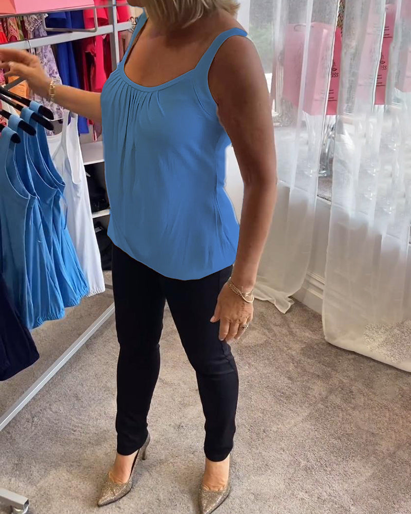 Casual Sleeveless Top with Pleat