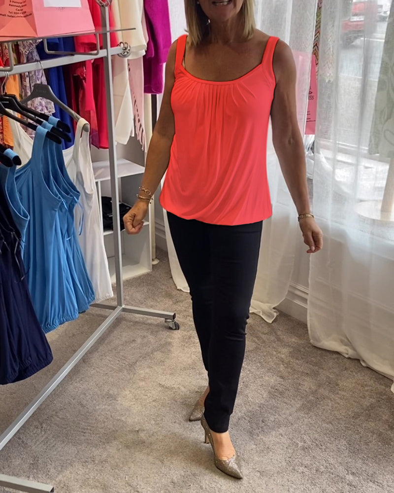 Casual Sleeveless Top with Pleat