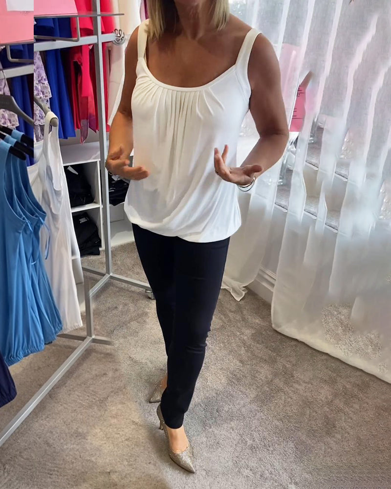 Casual Sleeveless Top with Pleat