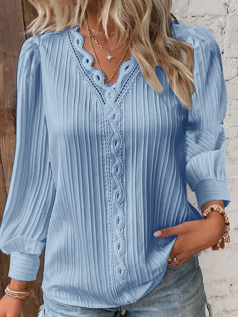 Donna | Elegant Lace Trim Blouse