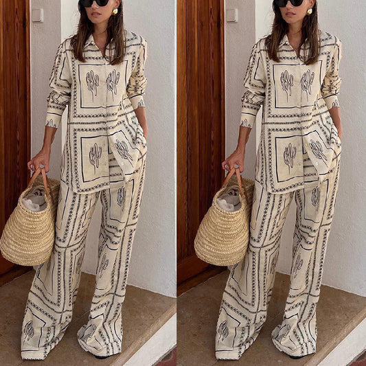 2-piece women's set with geometric print: shirt and wide-leg trousers