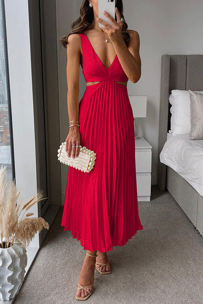 Verity | Elegant Pleated Maxi Dress