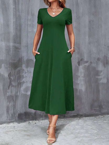 Brandy | Simple V-Neck Pocket Dress 