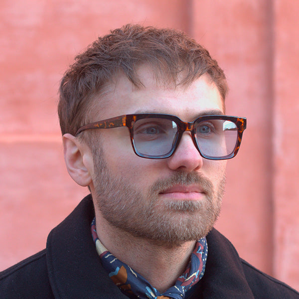 Bacoli Brown Turtle Blue Lens Solbrille - CLASSIC