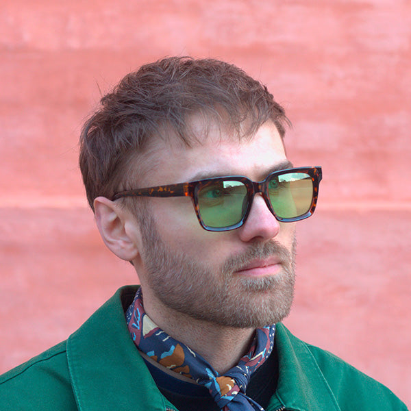 Bacoli Brown Turtle Green Lens Solbrille - CLASSIC