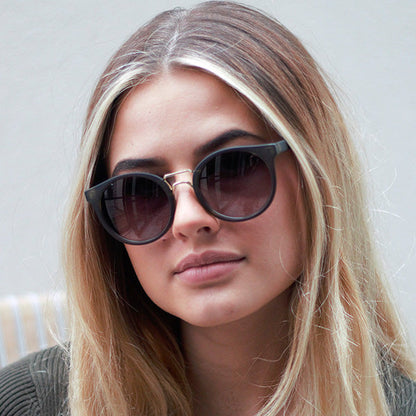 Biella Olive Solbrille - CLASSIC | WOMEN