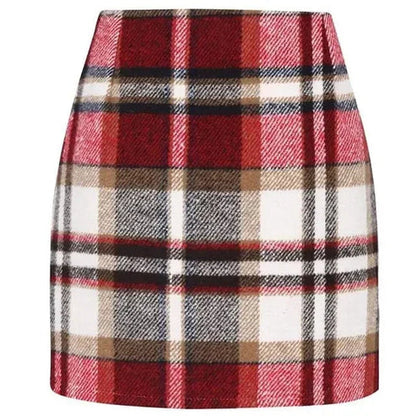 Zoë – Elegant Checked Mini Skirt