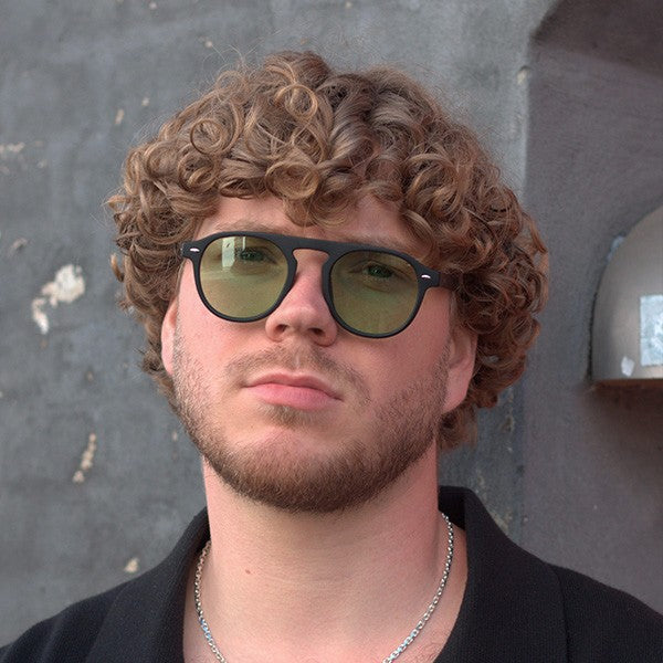 Milano Matte Black Green Lens Solbrille - CLASSIC | MEN