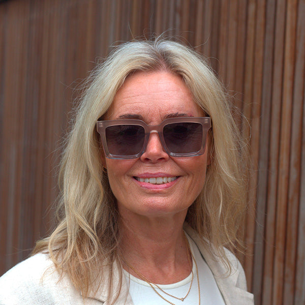 Nola Beige Blue Solbrille - PREMIUM | WOMEN