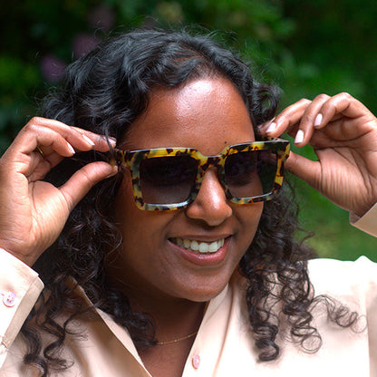 Nola Brown Turtle Solbrille - PREMIUM | WOMEN