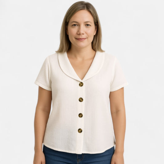 Nina™ | Stylish Buttoned Blouse