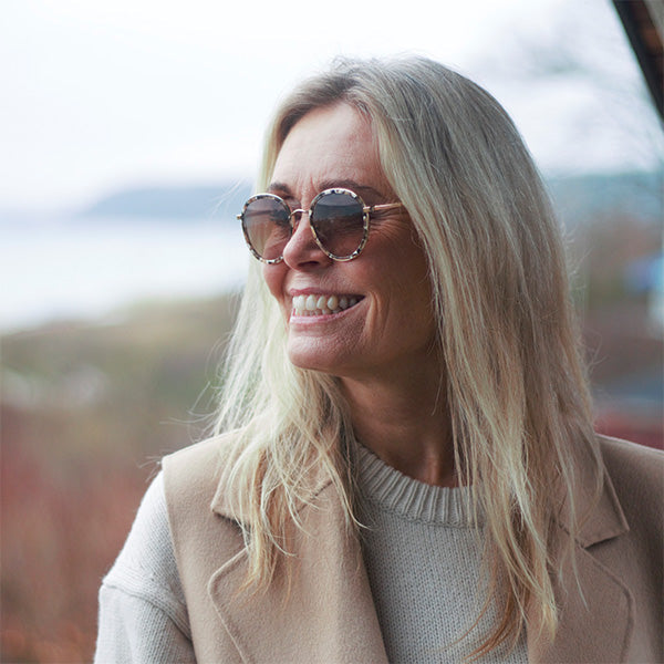 Sad MINI Beige Marble Solbrille - PREMIUM | WOMEN