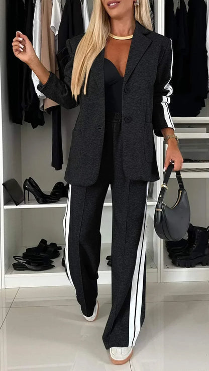 Alexis® – Sports suit with elegant lines