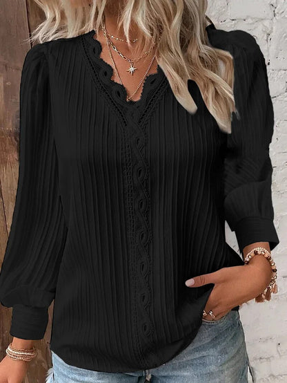 Donna | Elegant Lace Trim Blouse