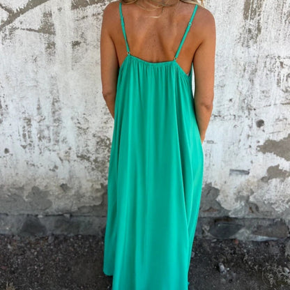Ria™ | Elegante jurk met V-hals